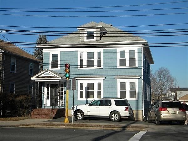 1st image of 249 Loring Ave