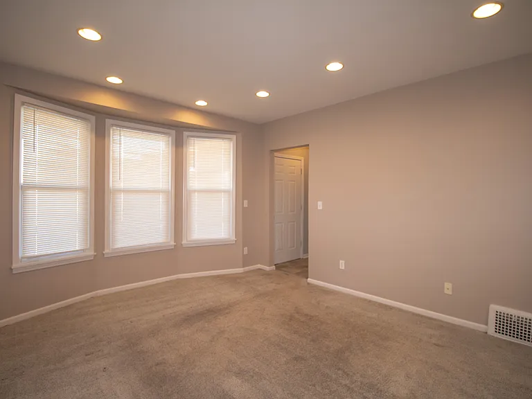 1215 Coolidge Hwy — Photo 6