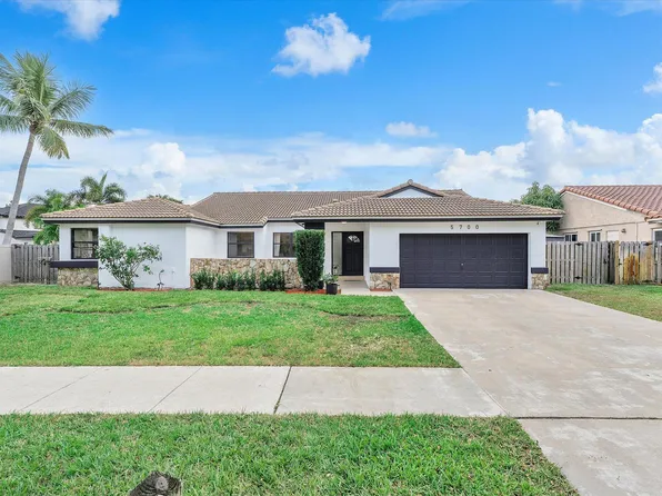 5700 Hawkes Bluff Avenue, Davie, FL 33331