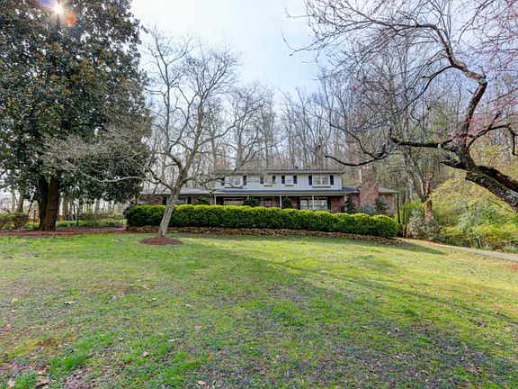 3rd image of 5434 Glen Cove Dr