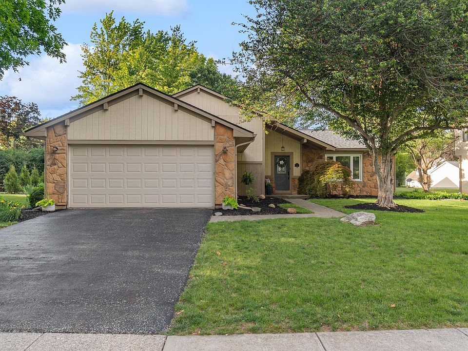 1st image of 244 Waterford Dr
