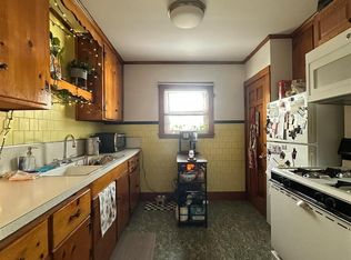 17 Ashland St #1, Malden, MA 02148