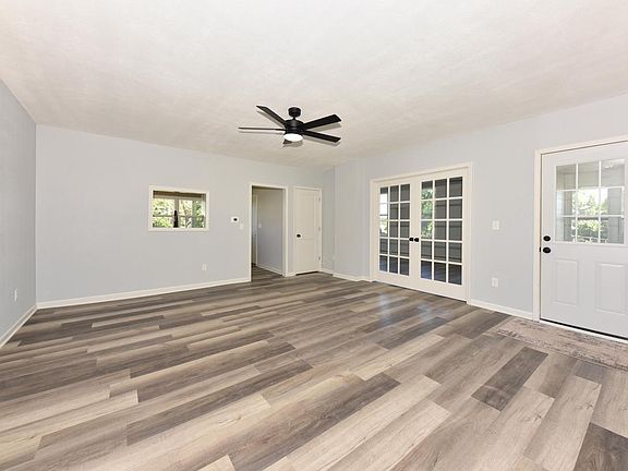 2nd image of 20 Otto DRIVE #18