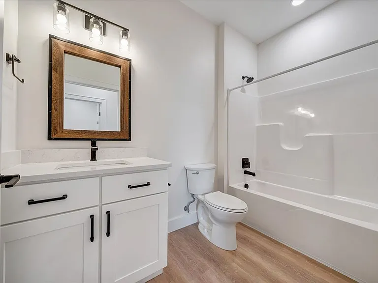 528 E Cleveland Ave #3 — Photo 6