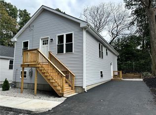 39 Derry St, Providence, RI 02908