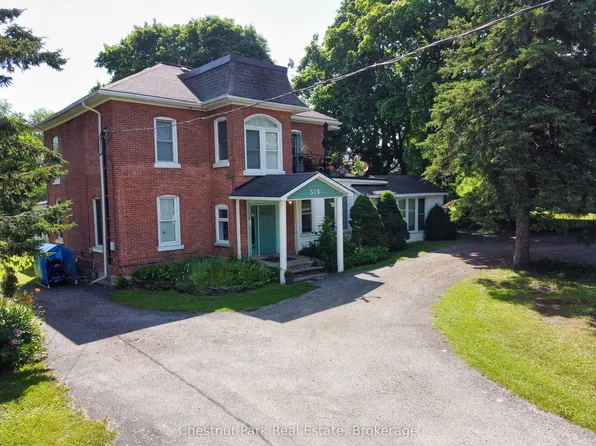 319 Berford St, South Bruce Peninsula, ON N0H 2T0