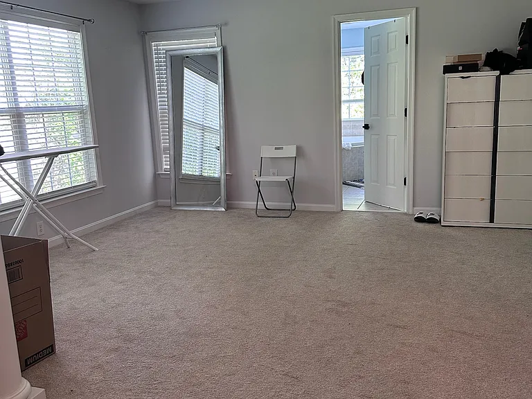 Extra space in master suite