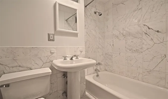 Rented by Maz Group NY | media 21