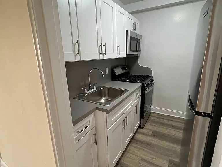 8855 Bay Pkwy #8D — Photo 6