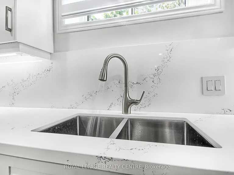 1087 Orchard Rd #LOWER — Photo 13