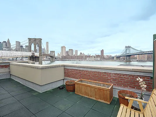 Sold by Sotheby's International Realty | media 21