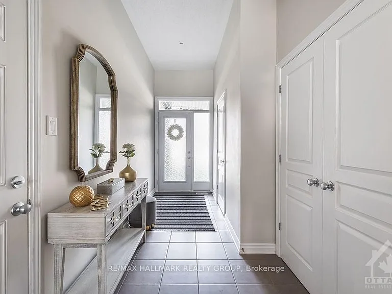 277 Livery St — Photo 2