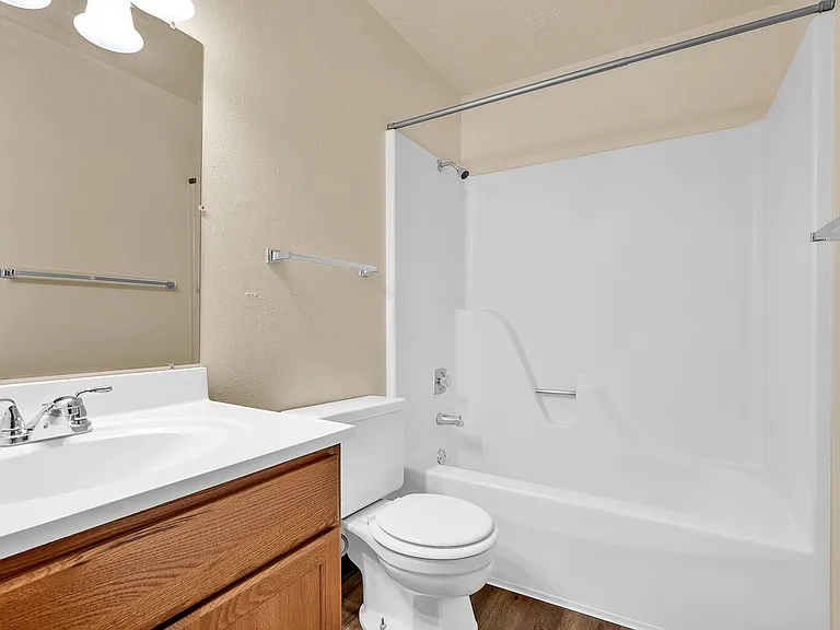 2 Bedroom