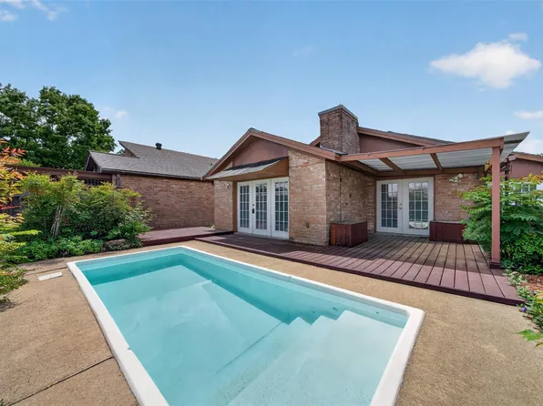 7710 Green Lawn Dr, Houston, TX 77088