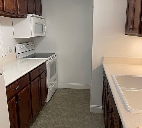 5th image of 7025 Carriage Hill Dr APT 104