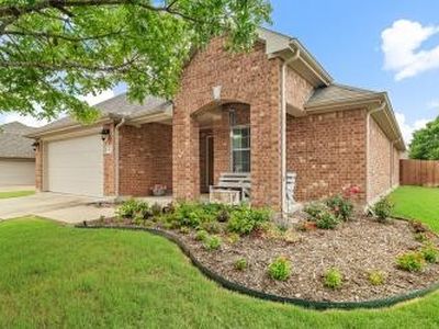 202 Lawson Farms Dr, Midlothian, TX, 76065