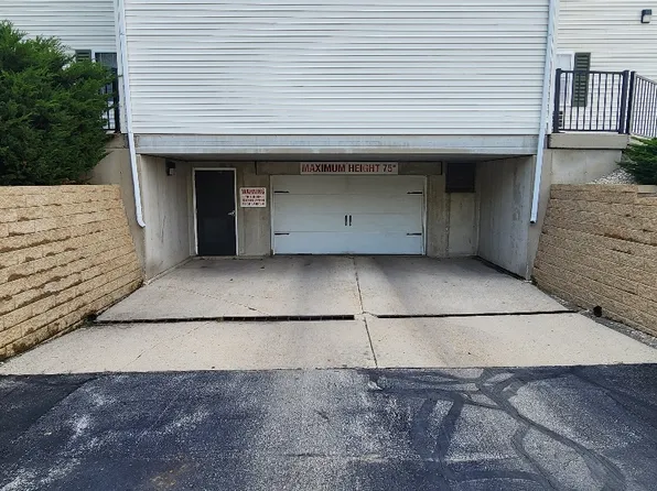 Sunrise Heights, 212 Seippel Blvd #101, Beaver Dam, WI 53916