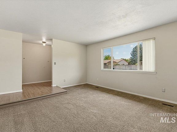 5th image of 11142 W Richey Ct