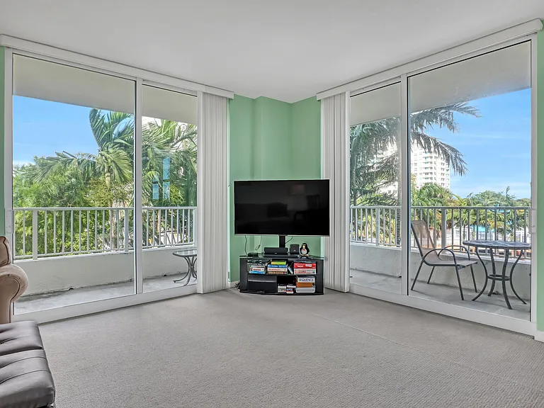 700 E Boynton Beach Blvd #312 — Photo 15