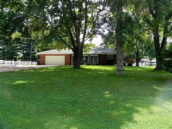 3rd image of 6683 Clifton Dr