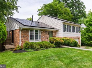 8719 Postoak Rd, Potomac, MD 20854