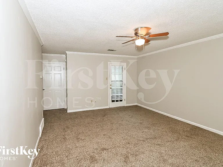 3004 Cane Creek Dr — Photo 11