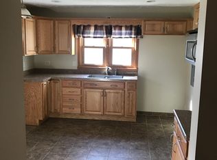 1245 N 11th St, Clinton, IN 47842