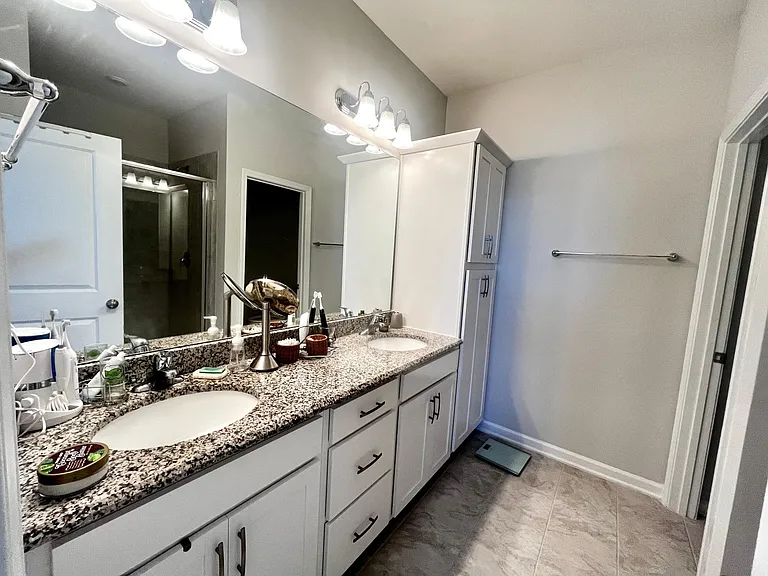 1114 Freeport Dr — Photo 26