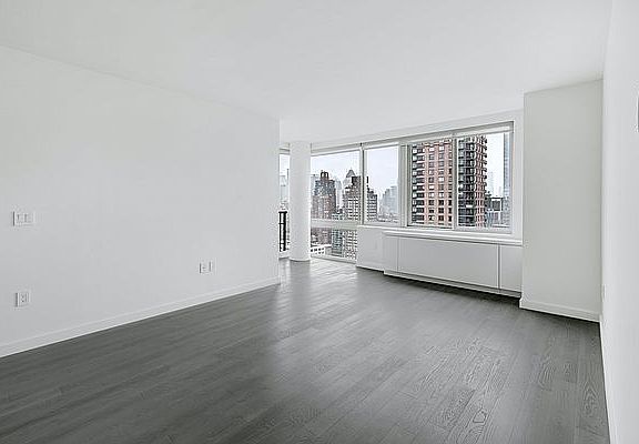 3rd image of 101 W End Ave #27F