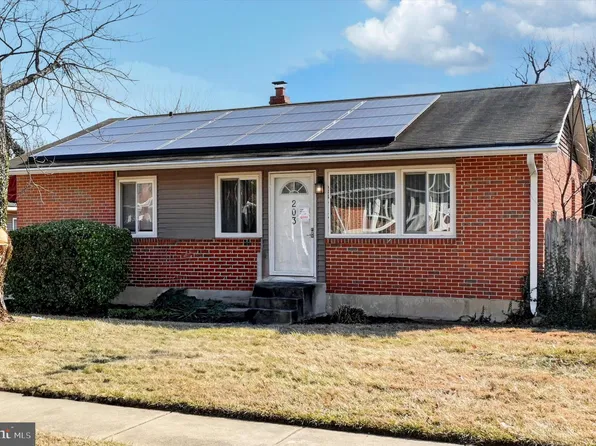 203 Conewood Ave, Reisterstown, MD 21136