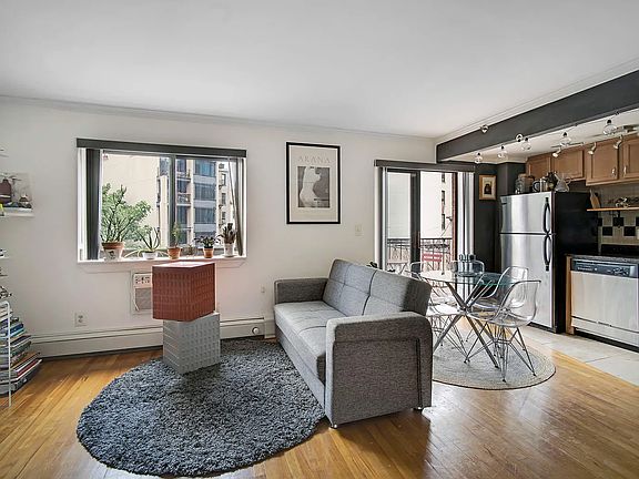 5th image of 14-43 28th Ave #2C