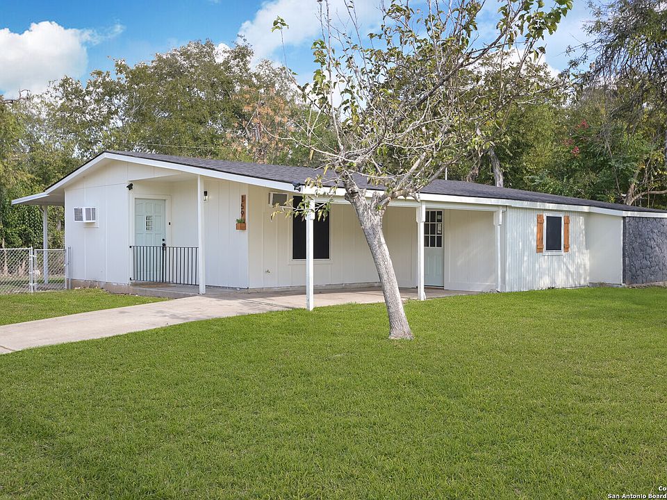 1st image of 159 WAYFARER PL