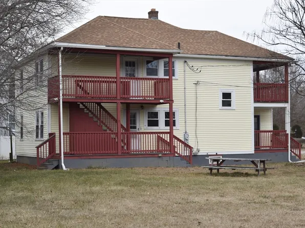 7 Pearl St, Southbridge, MA 01550