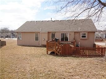 3rd image of 1125 Crimson Ln