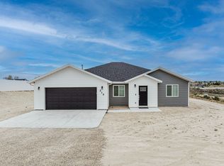 215 Spring Creek Pkwy, Spring Creek, NV 89815