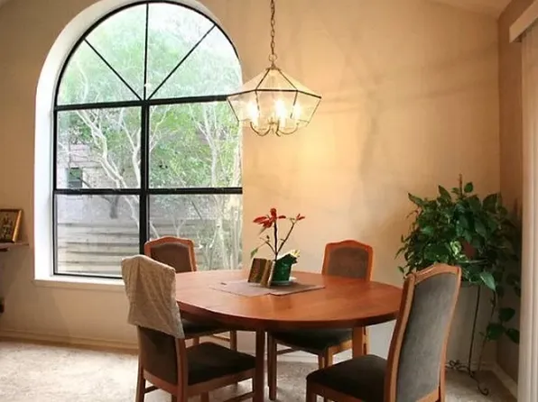 7307 Chainfire Cir, San Antonio, TX 78249