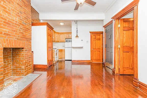 Rented by MySpaceNYC | media 10