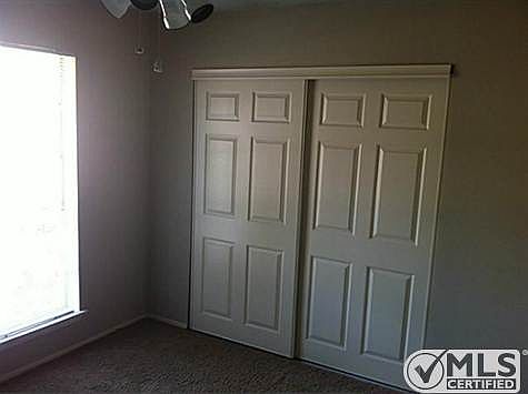2nd image of 2902 Hillsdale Ln