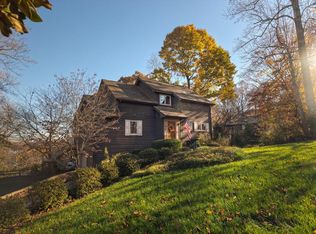 300 Indian Pointe Dr, Hardy, VA 24101