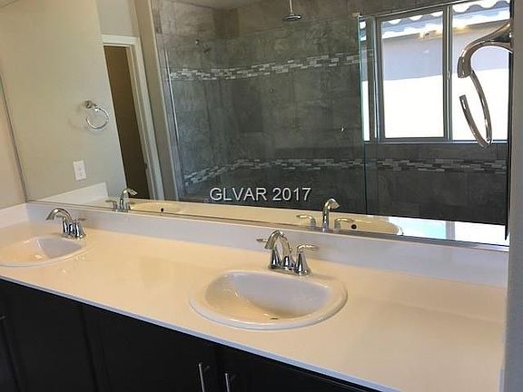 4th image of 3290 Molinos Dr