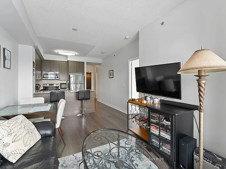 225 Sackville St #1405 — Photo 11