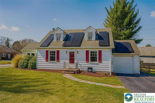 1117 Whitney Ave Photo 1