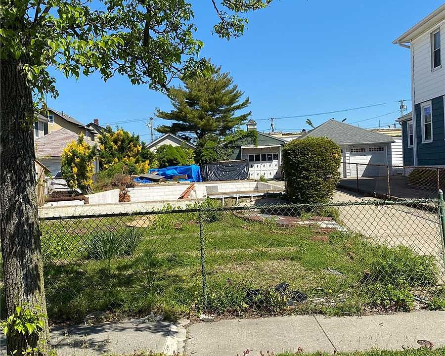 2nd image of 266 Randall Ave