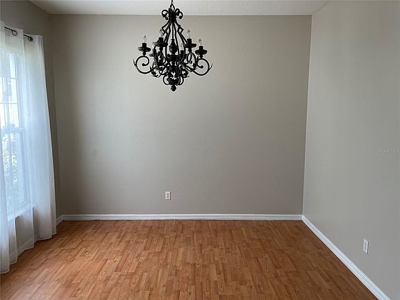 5th image of 601 Windsor Estates Dr