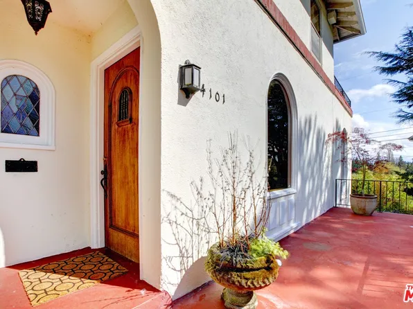 944 Robinson St, Los Angeles, CA 90026