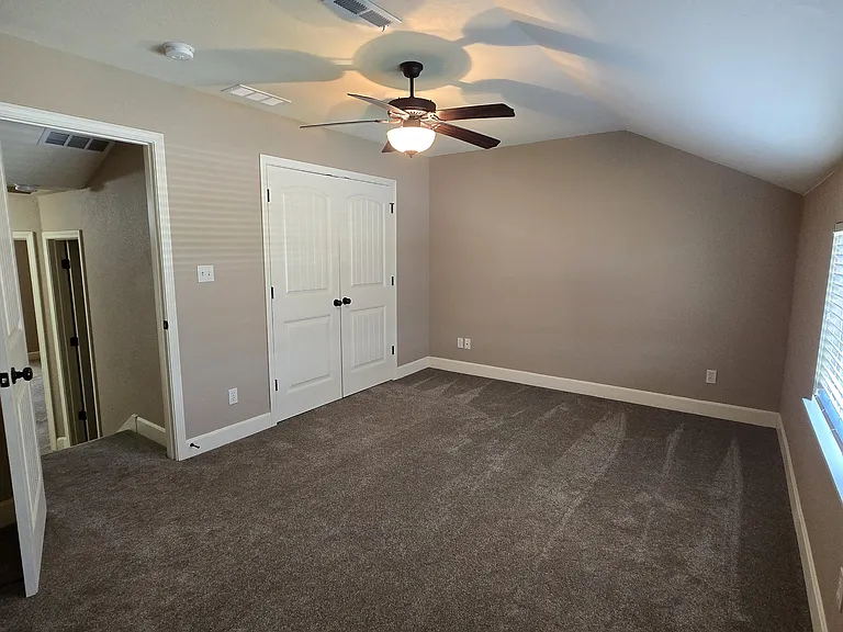 21601 Westover Cir — Photo 19