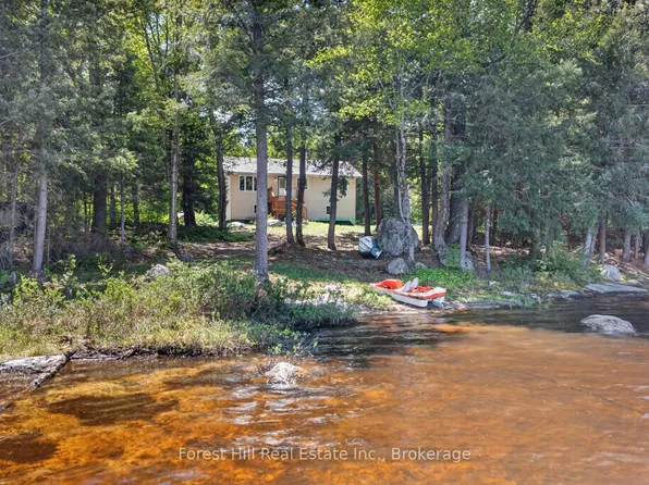 439A Baker Rd, Magnetawan, ON P0A 1C0