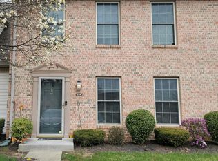 370 Melbourne Ln, Mechanicsburg, PA 17055