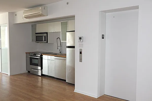 Sold by Fillmore | media 2