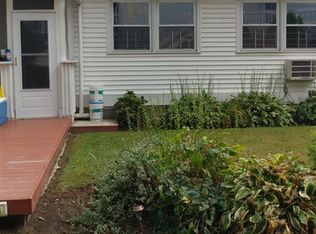 105 Abbott Ave, Palisades Park, NJ 07650
